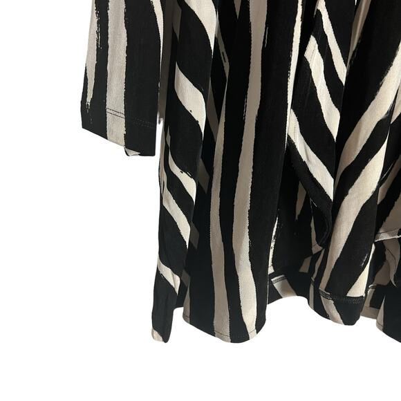 Chico’s Travelers Zebra Animal Stripe Clara Cardigan Sweater Size US 12 - Picture 3 of 7